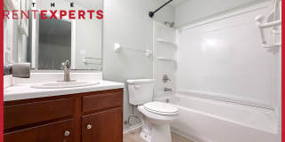 9760 Royal Woods Drive North Gallery 14