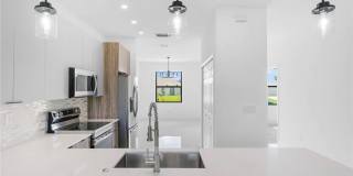 1236 NW 25th Place Gallery 11