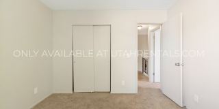 220 W Foxbridge Dr Gallery 15