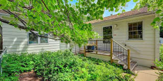 2 BED/1 BATH HOME IN NEWLANDS AVAILABLE June 15th! Gallery 1