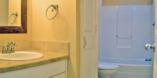 Key West style home on Siesta Key minutes to village and beaches Gallery 19