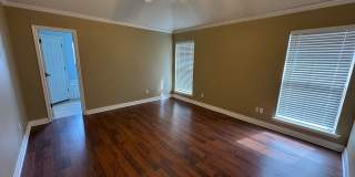Gorgeous 3 Bedroom Home Gallery 9