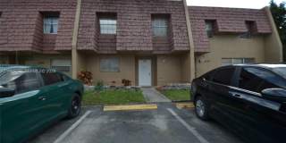 5040 SW 13th St Gallery 1