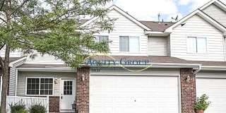 3BR, 2 1/2 BA Townhome Gallery 1