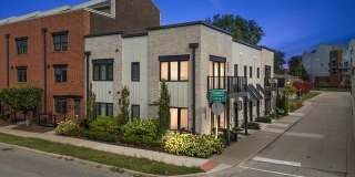 105 N Laurel Street Gallery 1
