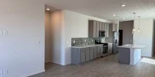 NEW DR Horton 3/BD 2/BA 2/CG Gallery 5