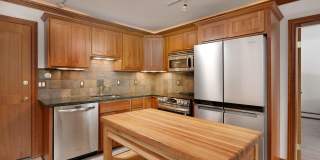 335 Vine Street unit: 335 Gallery 3