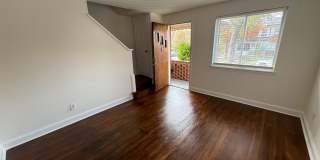 374 CHAPLIN Street SE Gallery 12