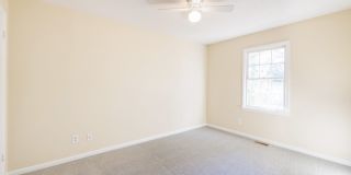 4 Bedrooms & 2.5 Bathrooms Gallery 18