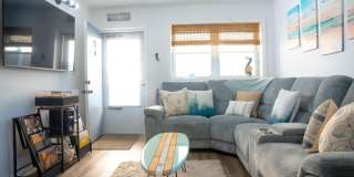 455 Ocean Boulevard Gallery 7