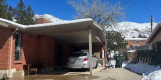 Beautiful apartment close to trails Gallery 12