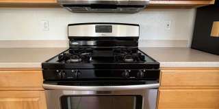 Seven Hills Single-Story 3 Bed 2 Bath Scenic Greenbelt Views Gallery 8