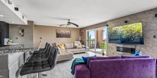 7940 E Camelback Road Gallery 22