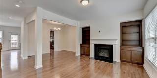3377 N Twin Alley Gallery 13