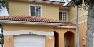 5155 SE Mariner Garden Circle Gallery 1