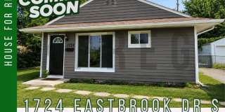 Beautifully Renovated 2BR Home with Stunning Backyard & Modern Kitchen Gallery 1