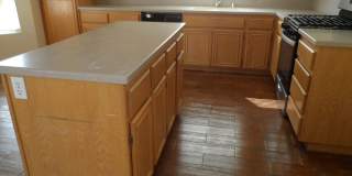 3 Bedrooms, 2 Bathrooms, approx. 1392 sq. ft., 2 Car Garage, Covered Patio, Fenced, Play house, Gallery 12