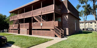 2338 Lynn Street-12 Gallery 12