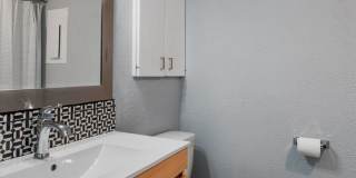 2008 Voltaire Dr, Austin, Texas 78752 Gallery 24