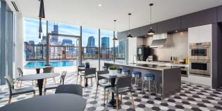 640 North Wells Gallery 3