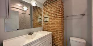 Charming 3 Bedroom/2.5 Bathroom Townhome in Fells Point, Baltimore, MD! Gallery 24