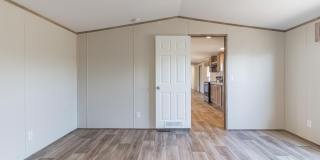 217 E Castleshoals Drive Gallery 30