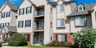 River Oaks Apartments Gallery 28