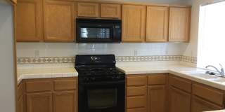 3 Bedroom 2 Bathroom Home in Corona Gallery 5