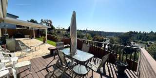 Large 3BD/2BA w/ Private Backyard! Gallery 1