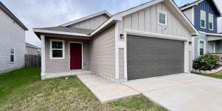 Charming 3-Bedroom, 2-Bathroom Oasis Nestled in the Vibrant Heart of San Antonio, Texas! Gallery 3