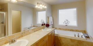Beautiful 4 Bedroom Home In Villebois! Beautiful 4 Bedroom Home In Villebois! Gallery 17