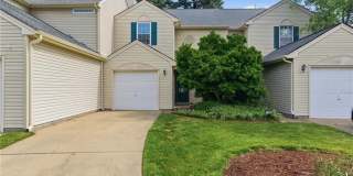1290 Lake Drive Gallery 1