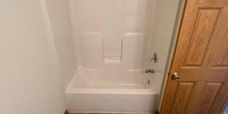 1 Bedroom Apartment with Garage! Gallery 16