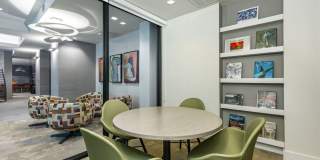 Jade at North Hyde Park Gallery 15