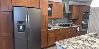 3 Bedroom, 2 Bathroom with nice yard, close Epic Universe, SeaWorld and Convention Center Gallery 7
