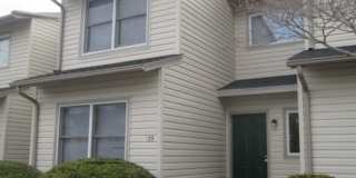4 Bedroom 2.5 Bath Townhouse Gallery 1