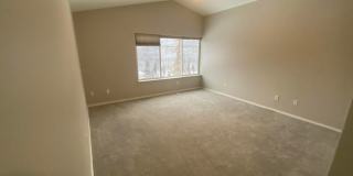 Stunning 3 Bed/2.5 Bath Eagle River Townhome with Unmatched Views! Gallery 14