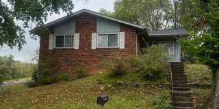 Knoxville 37930 - Spacious 3 Bedroom, 1.5 Bath Home in a convenient Knoxville Location! - Contact Lisa Vineyard (865) 216-9334 Knoxville 37930 - Spacious 3 Bedroom, 1.5 Bath Home in a convenient Knoxville Location! - Contact Lisa Vineyard (865) 216-9334 Gallery 1