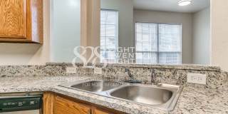 PRELEASING NOW FOR JULY 2026! Amazing 3 Bed/2.5 Bath/2-Car Garage Condo Minutes from Campus! Gallery 26