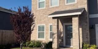 1752 North Sophia Street Gallery 1