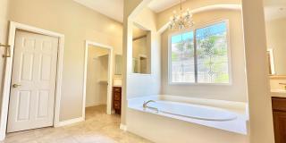 Beautiful Single-Level Custom Home with Serene Backyard Space in the Lovely Peppertree Park Community of Fallbrook! Gallery 40