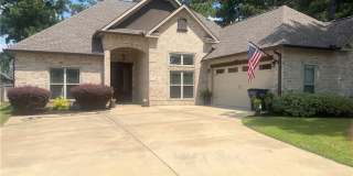 100 Newport Avenue Gallery 1