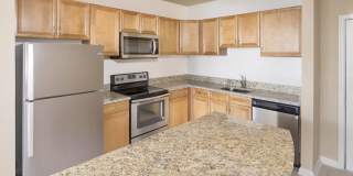 Signal Hill Apartment Homes Gallery 11
