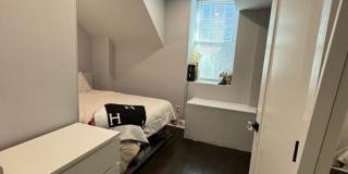 Charming 5 Bedroom- No Broker Fee Gallery 1