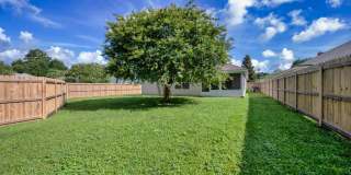 Charming 3-Bedroom Home in a Great Neighborhood with Pool & Park Access! Gallery 30