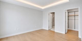 Vivre Gallery 67