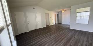 512 WILLOWBEND CV Gallery 6