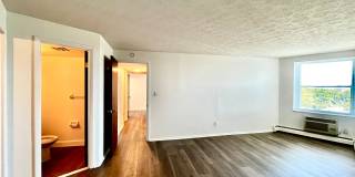 200 West Gallery 40