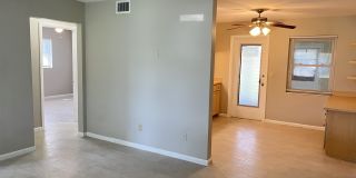 4620 SE 4th Pl Gallery 1