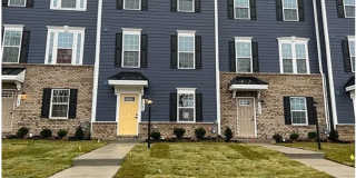 Charming 3BR Townhome in Ashland Gallery 1